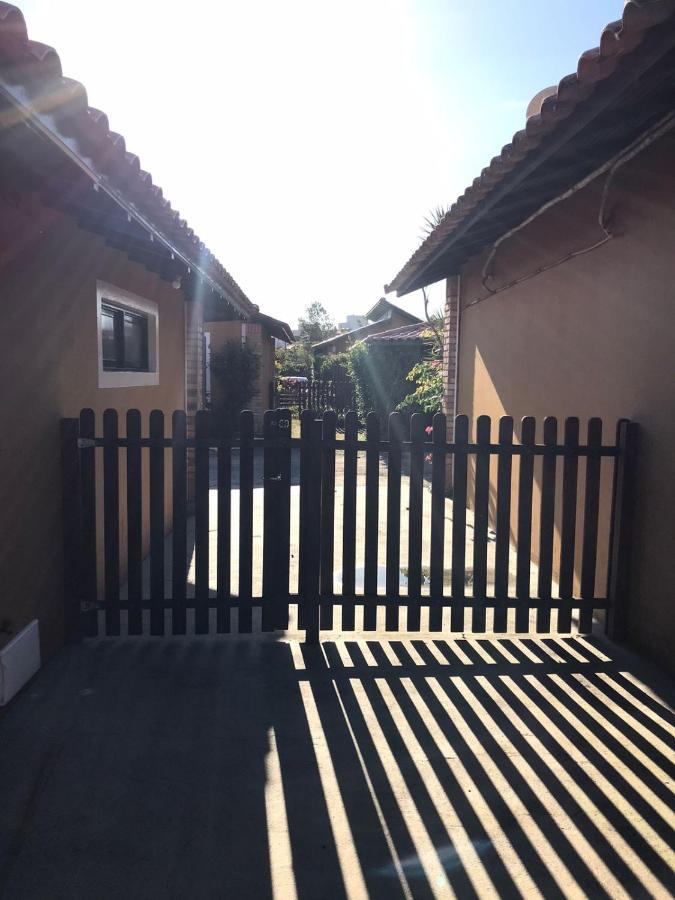 Casa Com Piscina Família