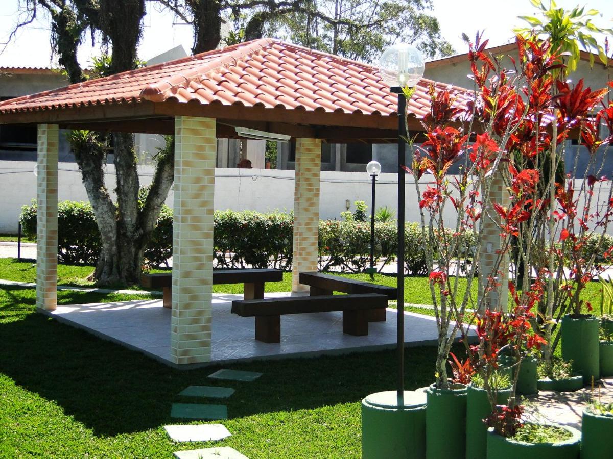 Casa Com Piscina Família